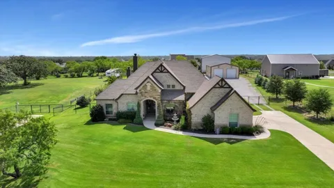 140 Lucky Ridge Lane