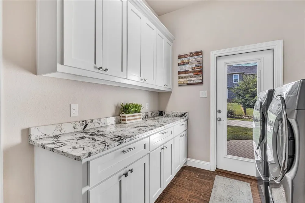 140 Lucky Ridge Lane Boyd, TX 76023