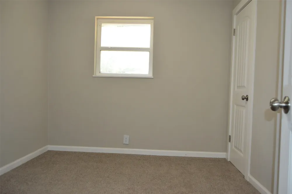 501 E 2nd Street Quinlan, TX 75474