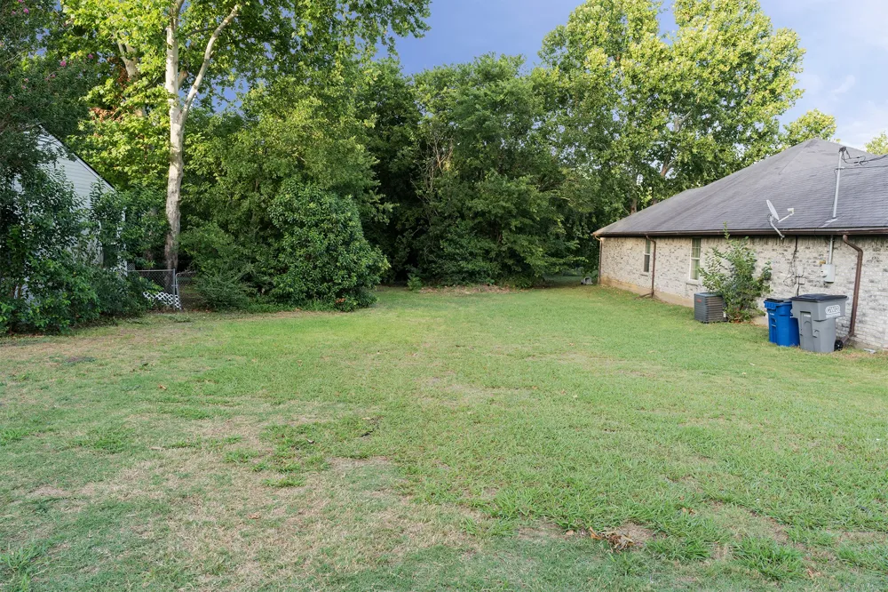 600 Elm Street Lancaster, TX 75146