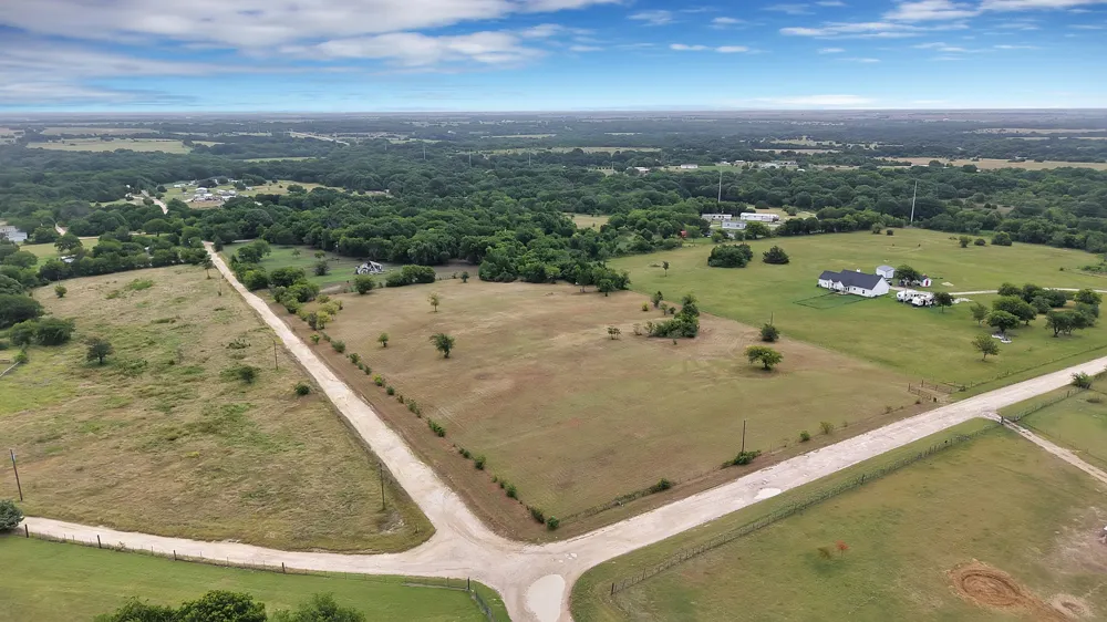 250 Private Road 477 Hillsboro, TX 76645