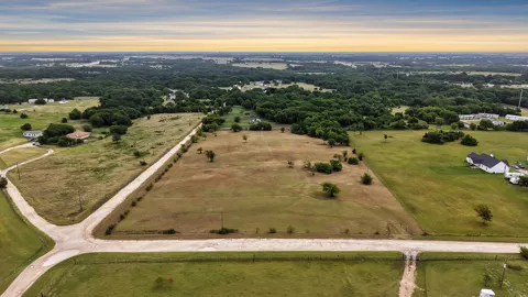 250 Private Road 477