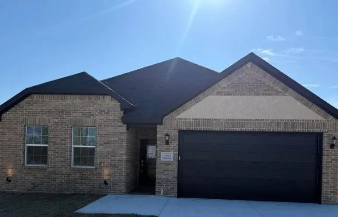 750 Section House Road Alma, TX 75119
