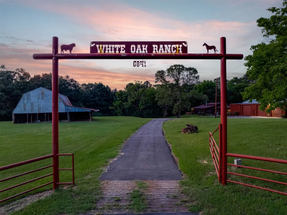 6841 State Highway 154 E Gilmer, TX 75645