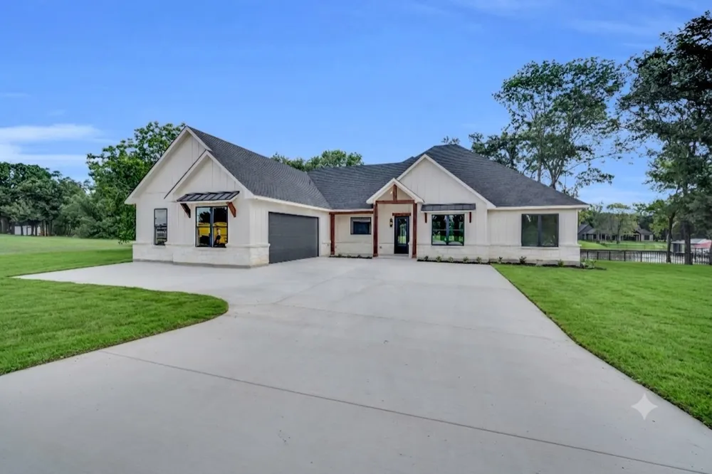 1071 Trumbull Ferris, TX 75125