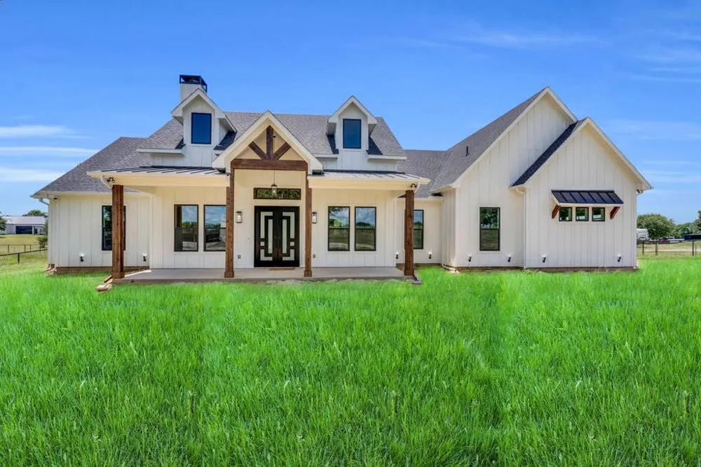 1071 Trumbull Ferris, TX 75125