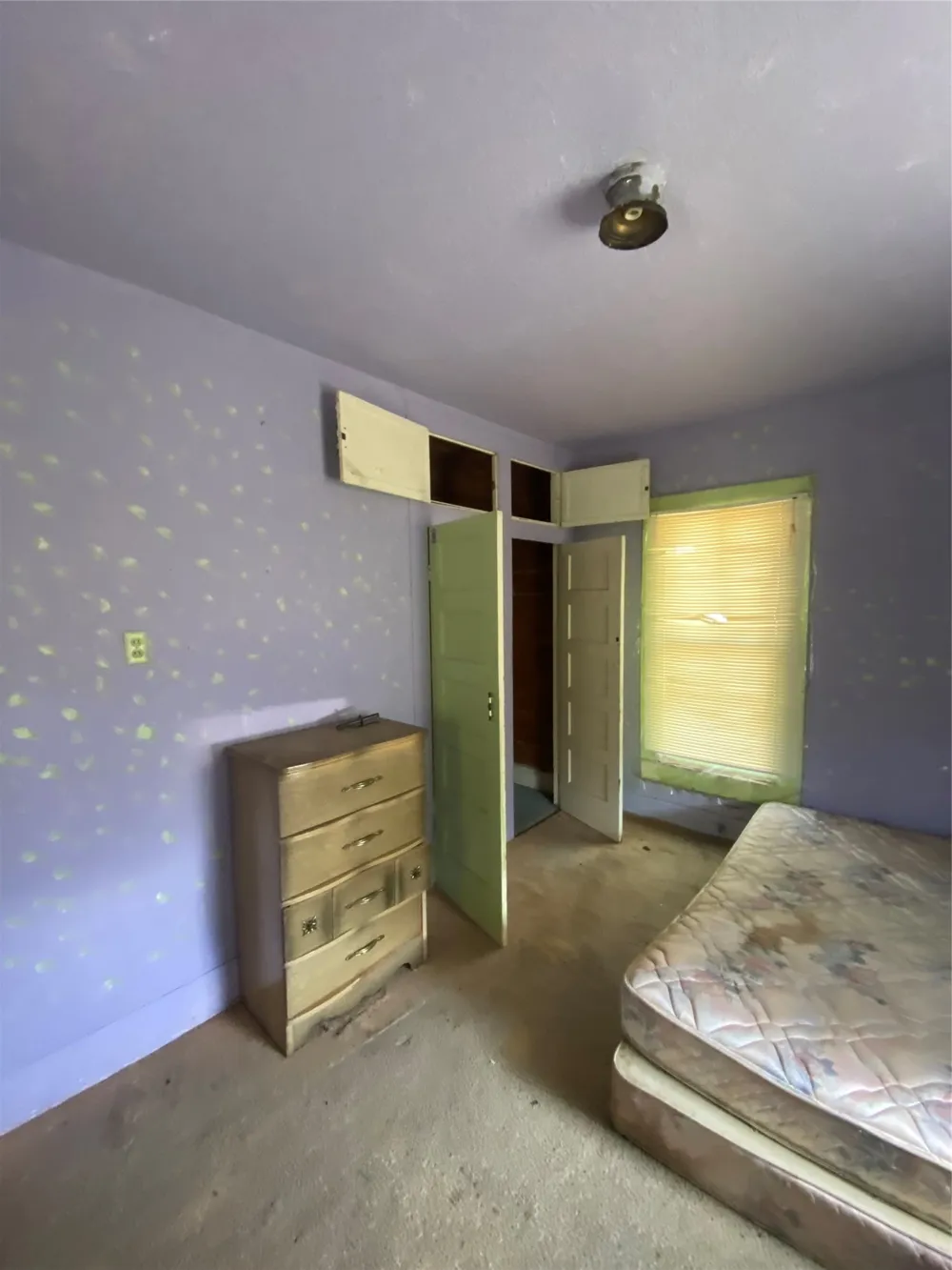 402 S Nueces Street Coleman, TX 76834
