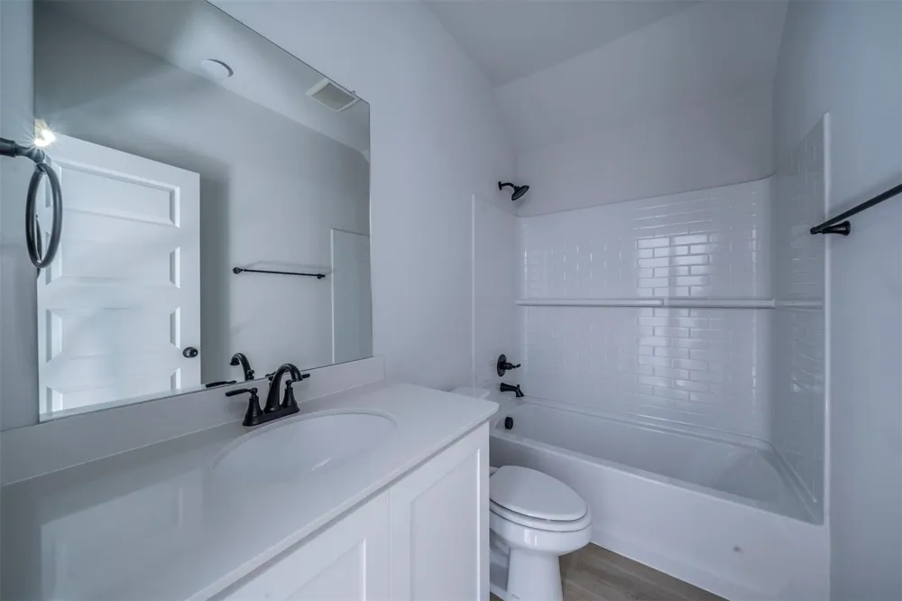 516 Ridgewood Drive Van Alstyne, TX 75495