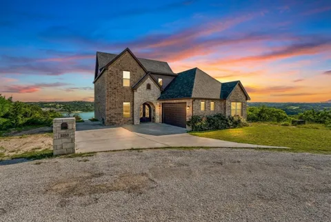 2350 Lakeside Drive