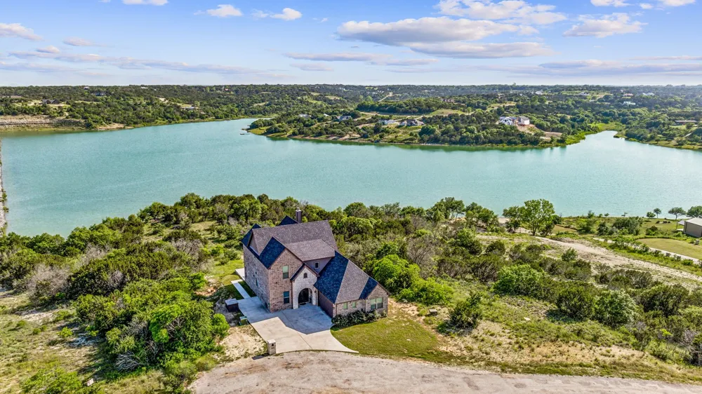 2350 Lakeside Drive Bluff Dale, TX 76433