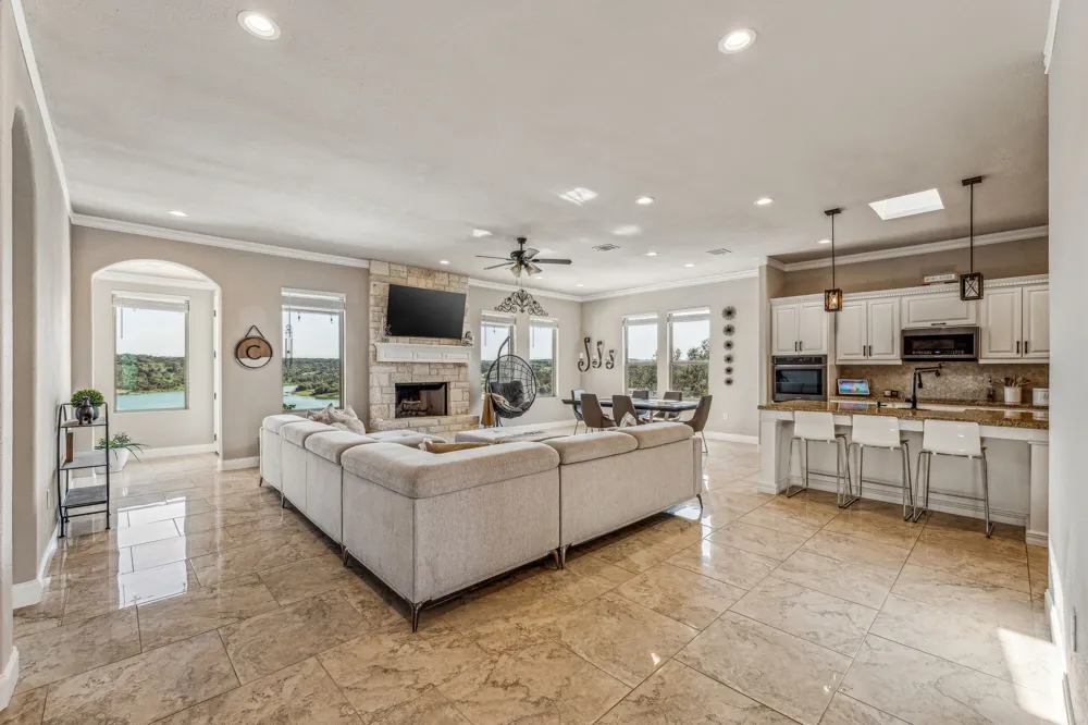 2350 Lakeside Drive Bluff Dale, TX 76433