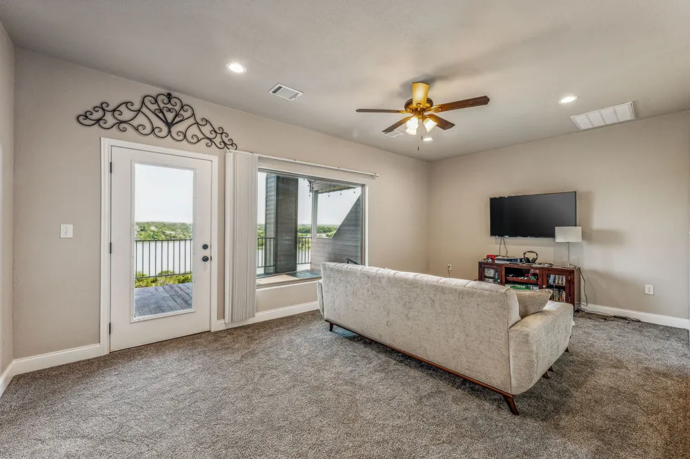 2350 Lakeside Drive Bluff Dale, TX 76433