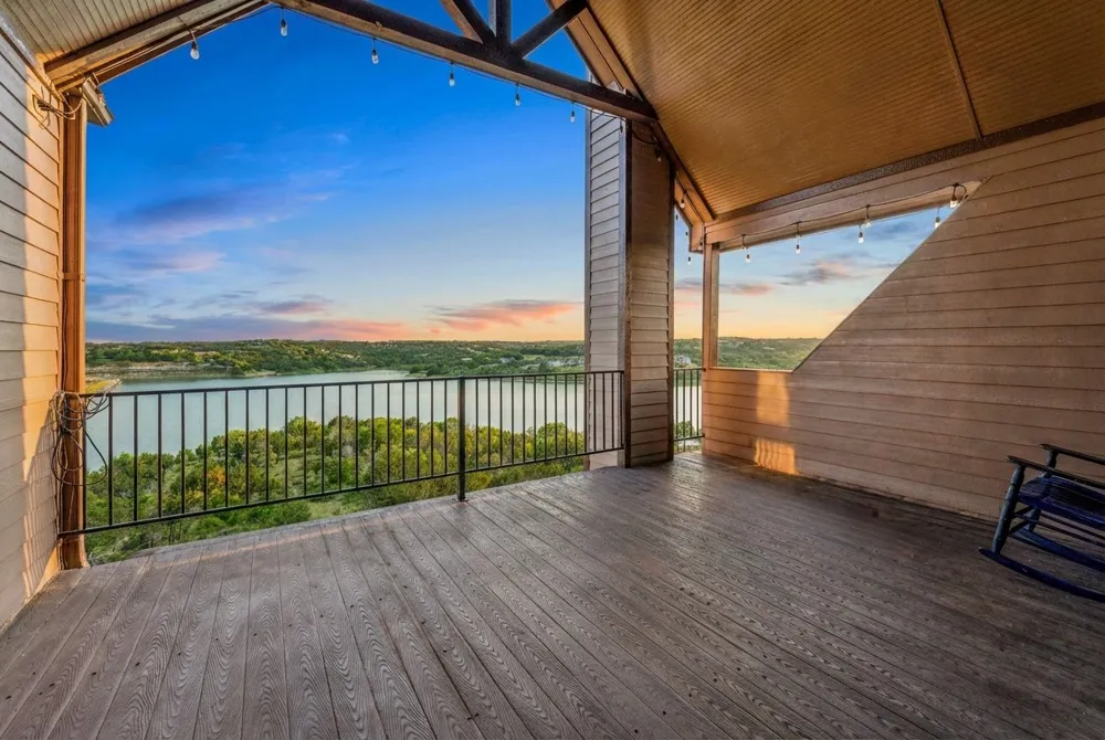 2350 Lakeside Drive Bluff Dale, TX 76433