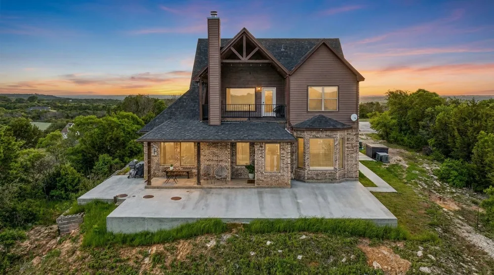 2350 Lakeside Drive Bluff Dale, TX 76433