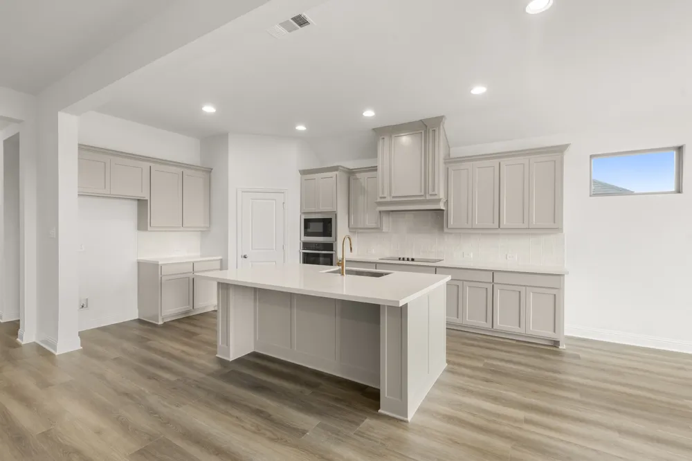 144 Trinity Street Grandview, TX 76050