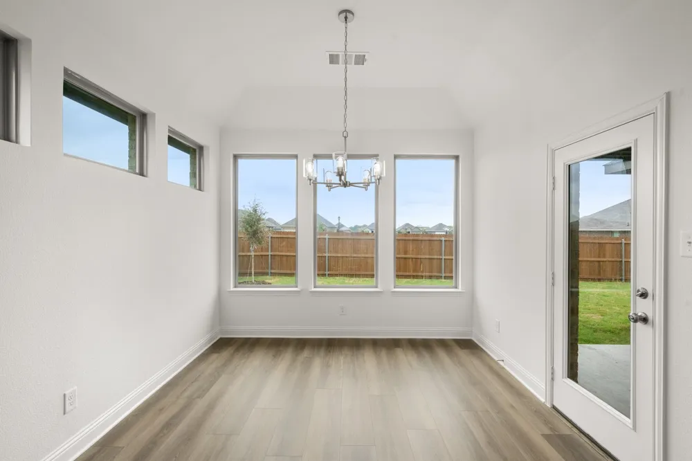144 Trinity Street Grandview, TX 76050