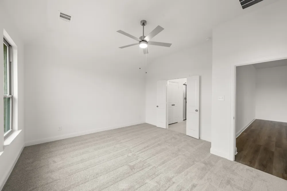 144 Trinity Street Grandview, TX 76050