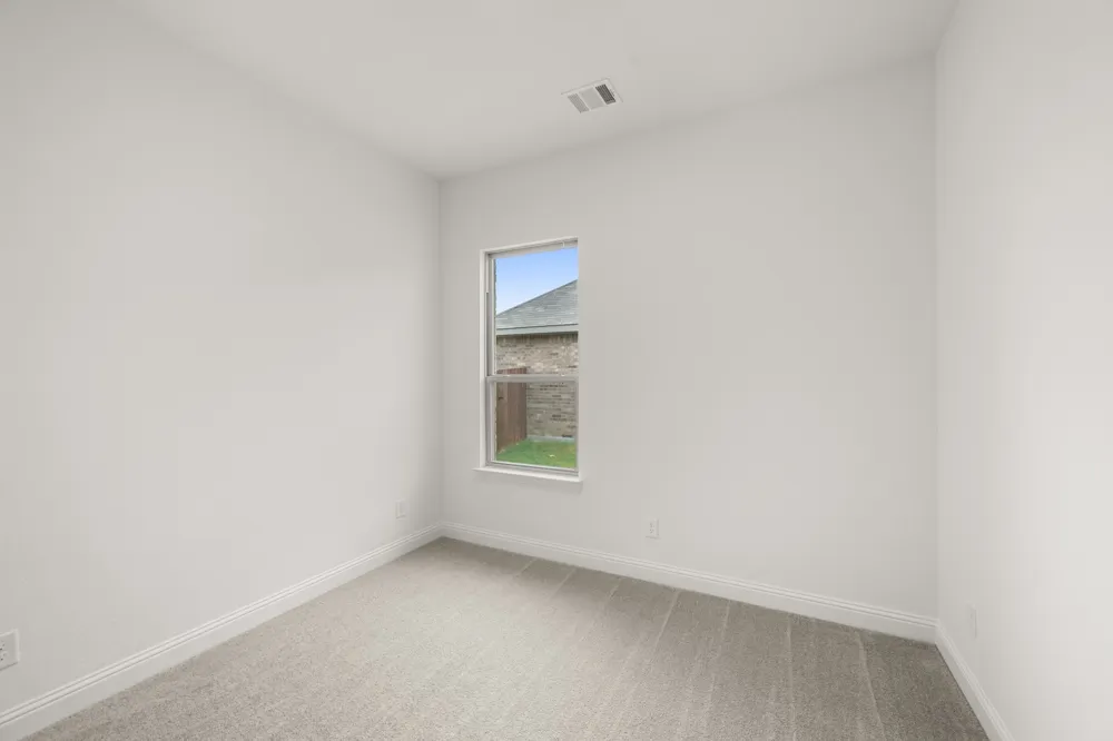 144 Trinity Street Grandview, TX 76050