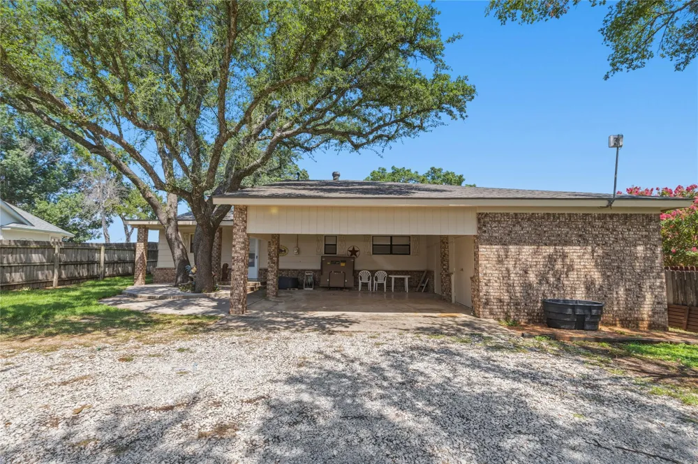 181 Mountain View Lane Brownwood, TX 76801
