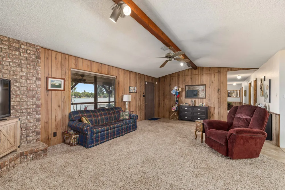 181 Mountain View Lane Brownwood, TX 76801