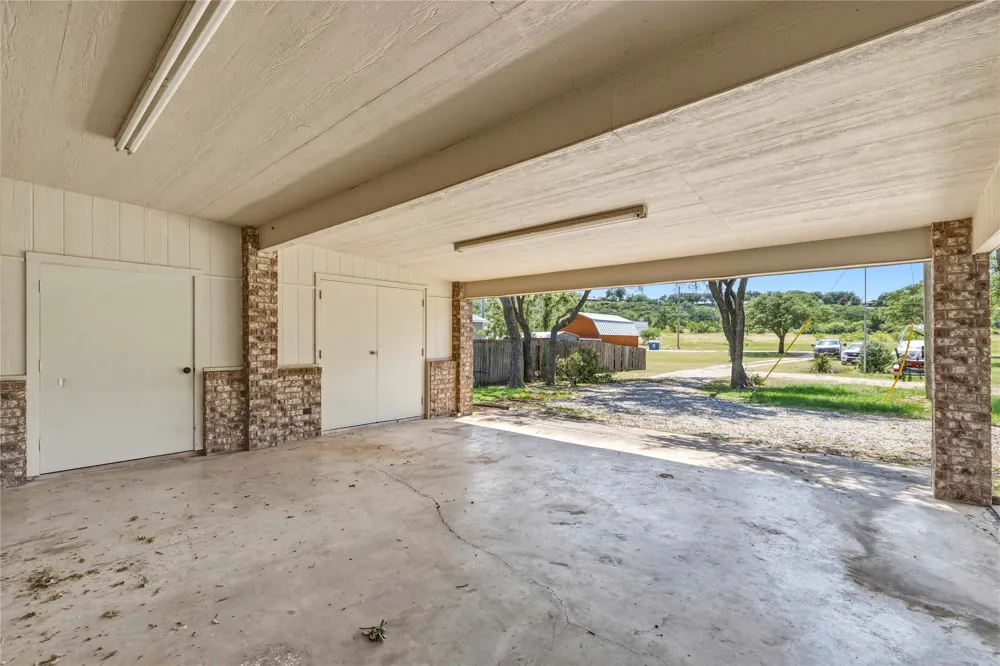 181 Mountain View Lane Brownwood, TX 76801