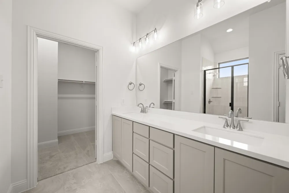 128 Trinity Street Grandview, TX 76050