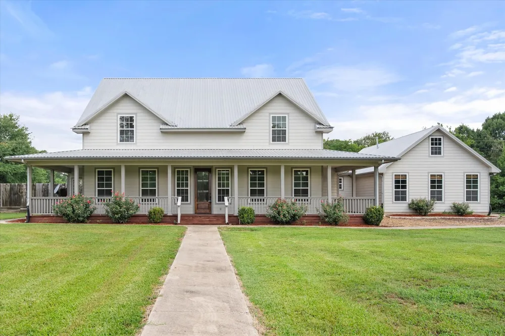 5545 Fm 416 Streetman, TX 75859