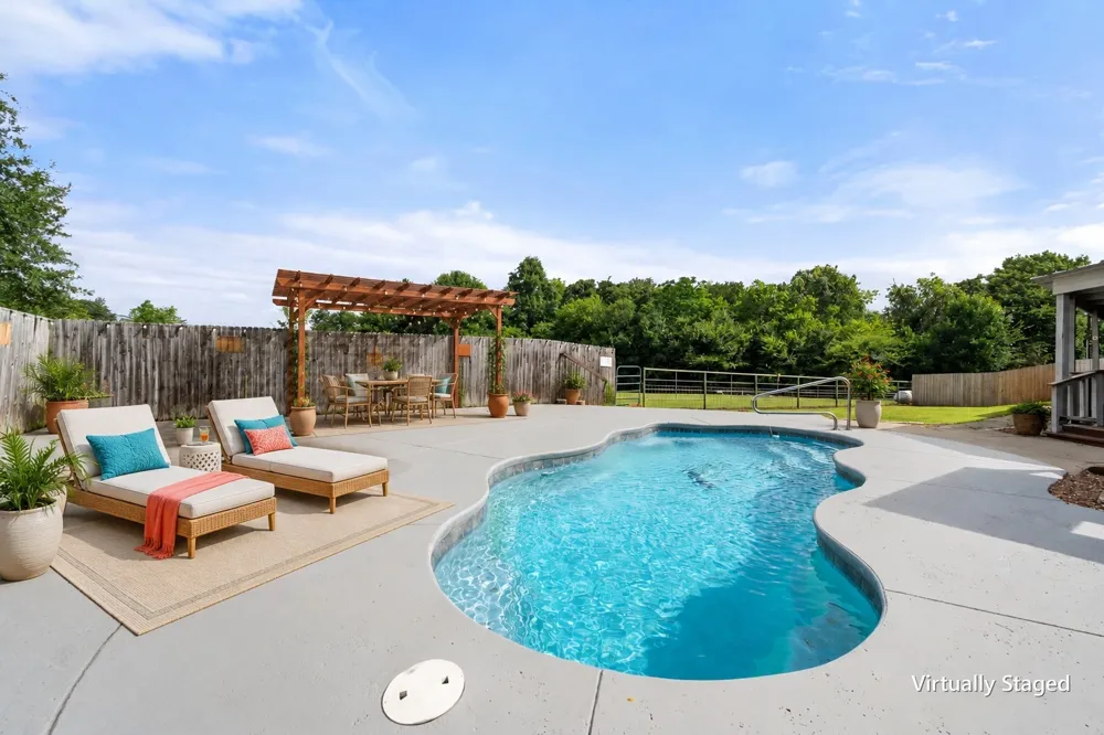 5545 Fm 416 Streetman, TX 75859