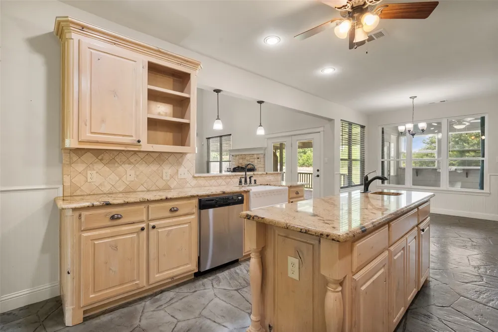 5545 Fm 416 Streetman, TX 75859