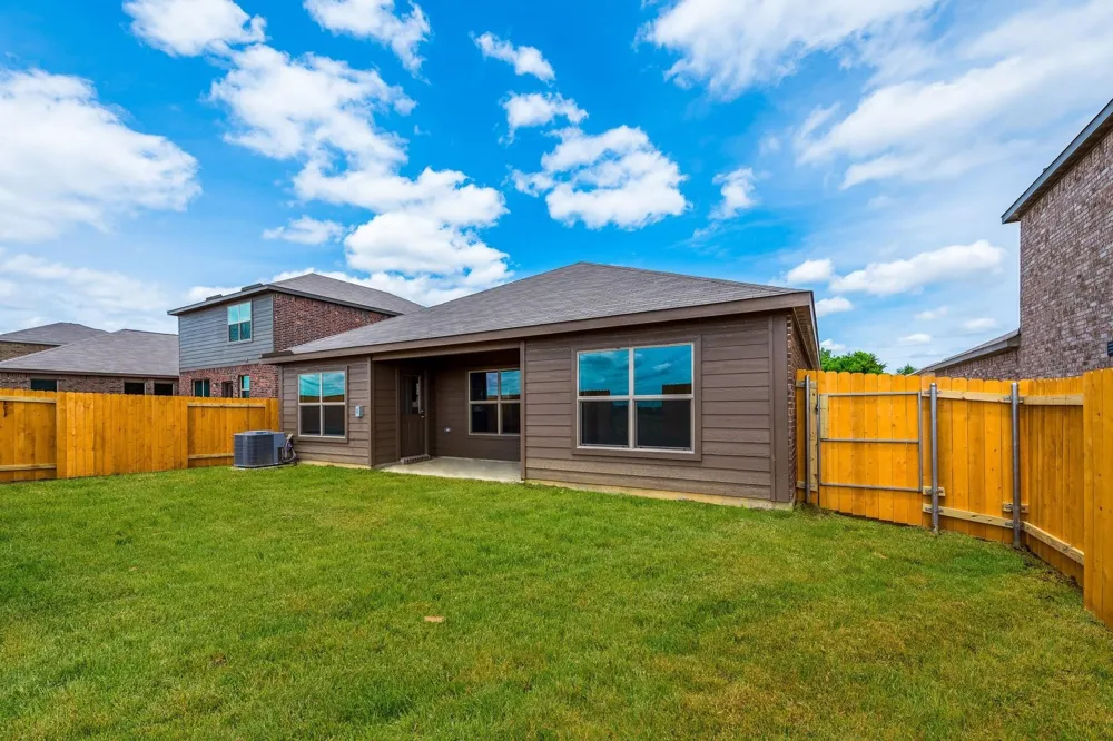 303 Tidwell Drive Ferris, TX 75125