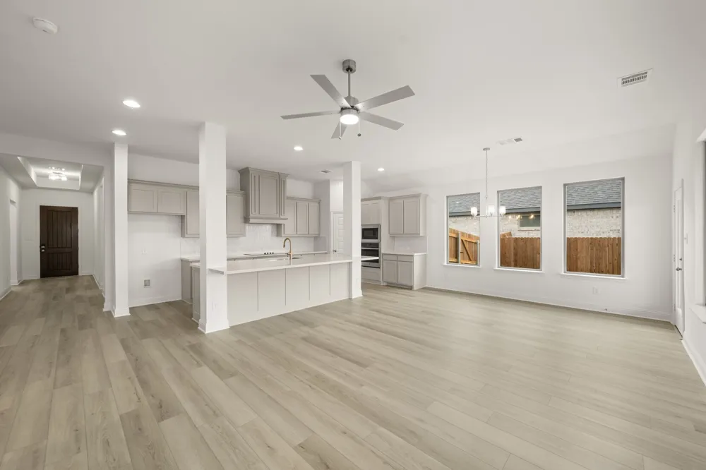 121 Trinity Street Grandview, TX 76050