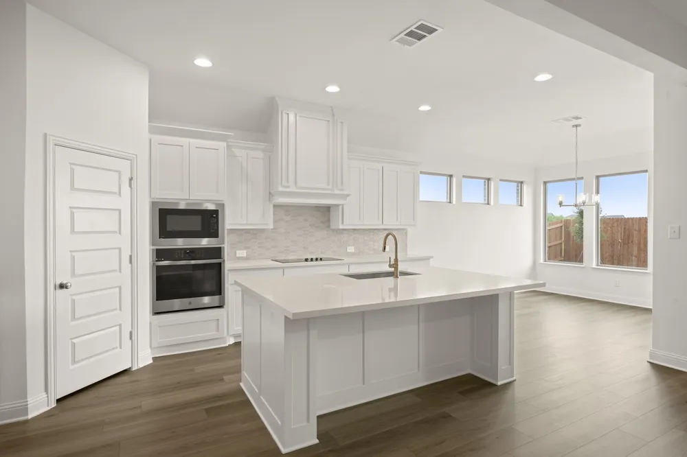 117 Trinity Street Grandview, TX 76050