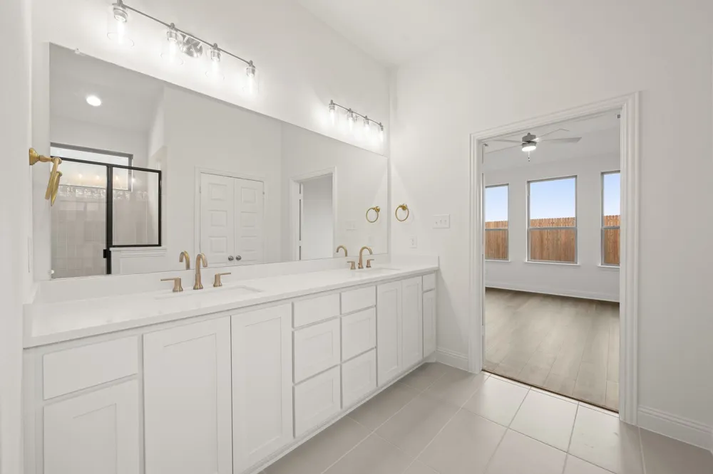 117 Trinity Street Grandview, TX 76050