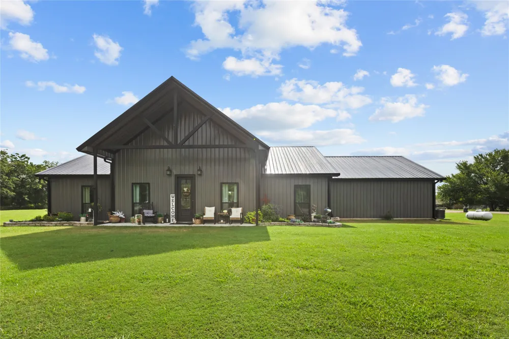7122 Farm Road 1499 Sumner, TX 75486