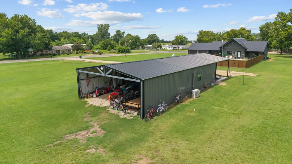7122 Farm Road 1499 Sumner, TX 75486