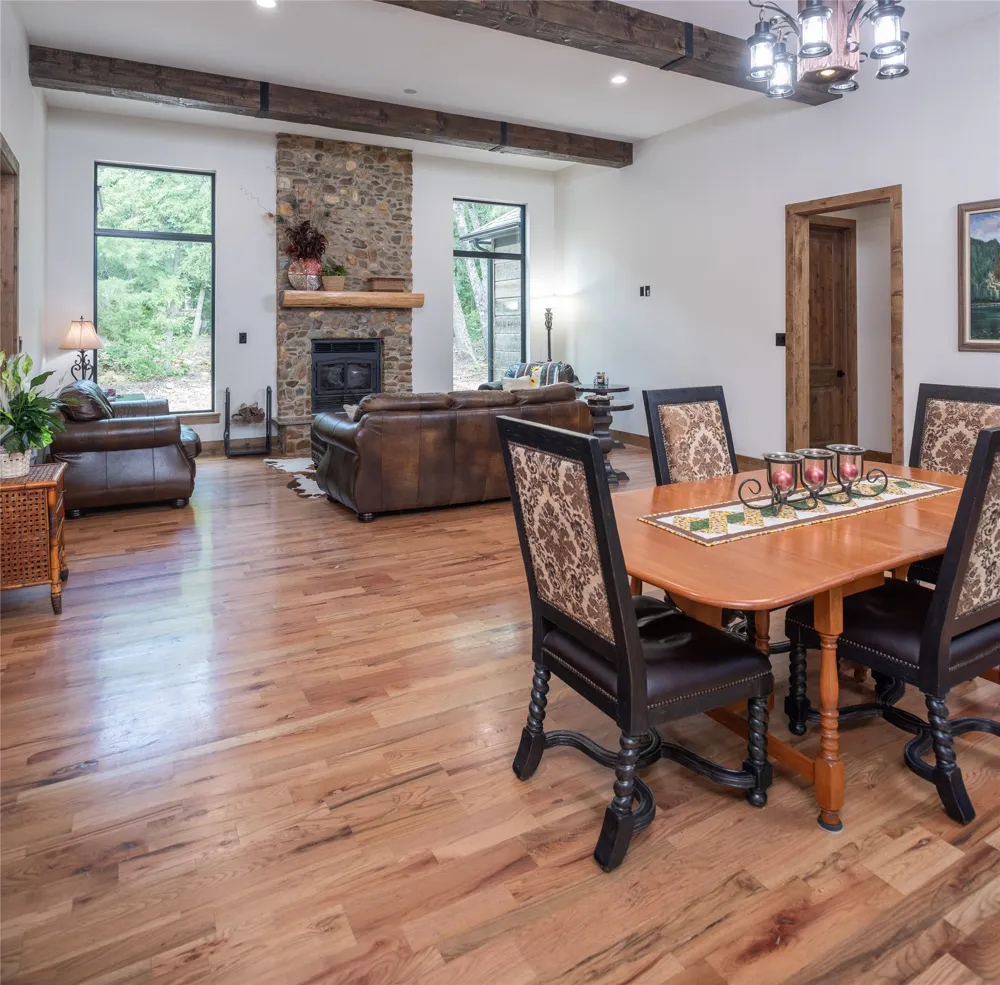 328 Wolf Front Road Van Alstyne, TX 75495