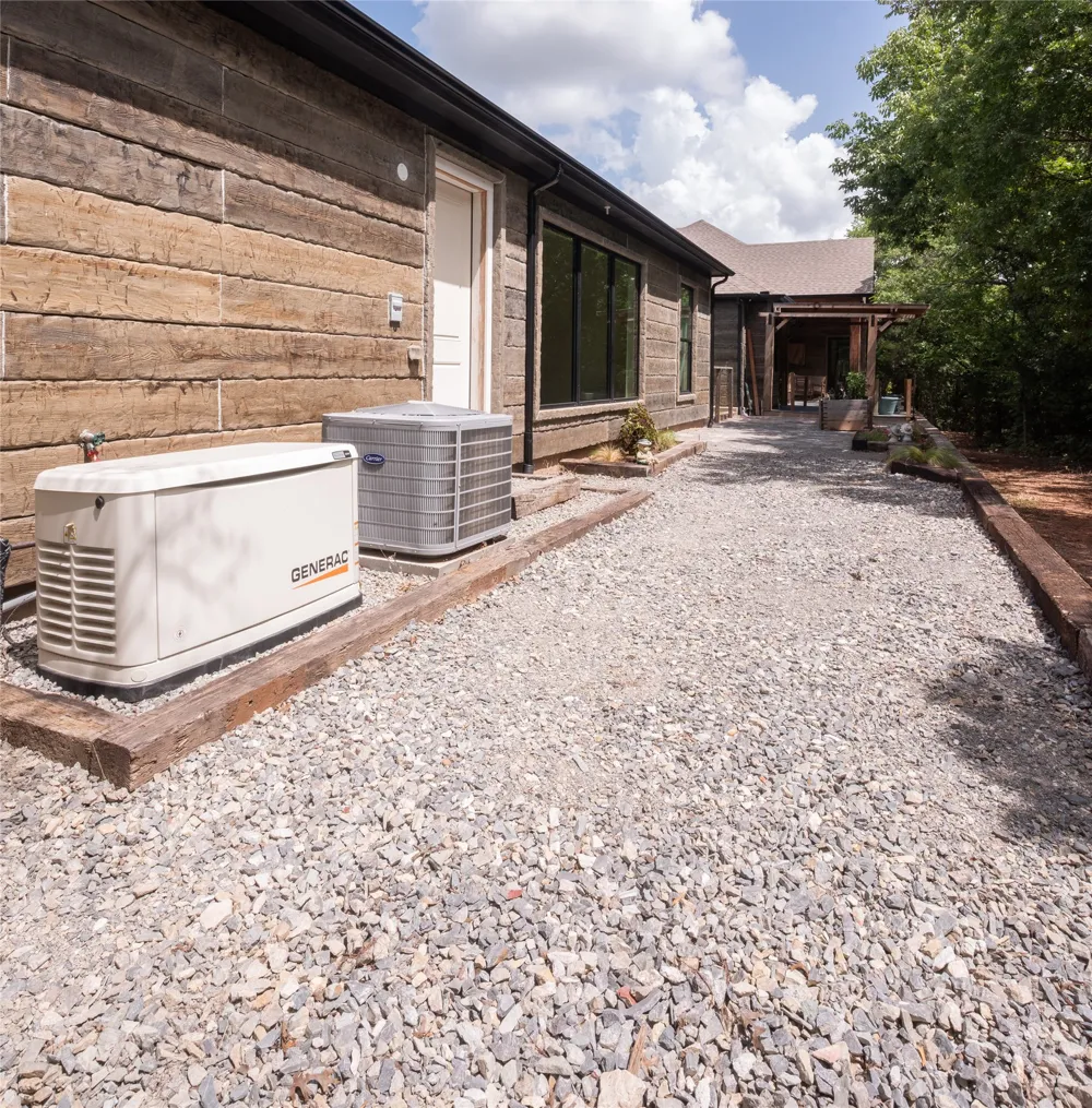 328 Wolf Front Road Van Alstyne, TX 75495