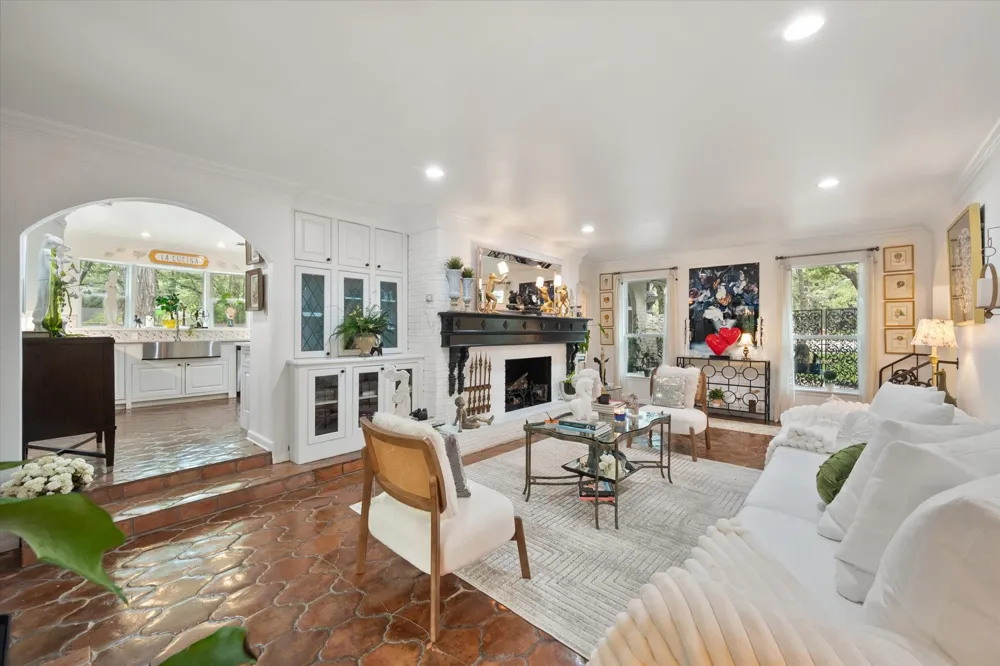2202 Highland Circle Corsicana, TX 75110