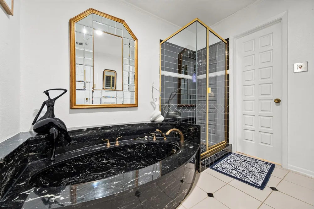 2202 Highland Circle Corsicana, TX 75110