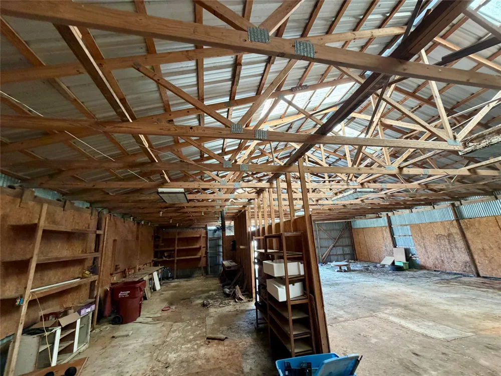 100 E Austin Street Leonard, TX 75452