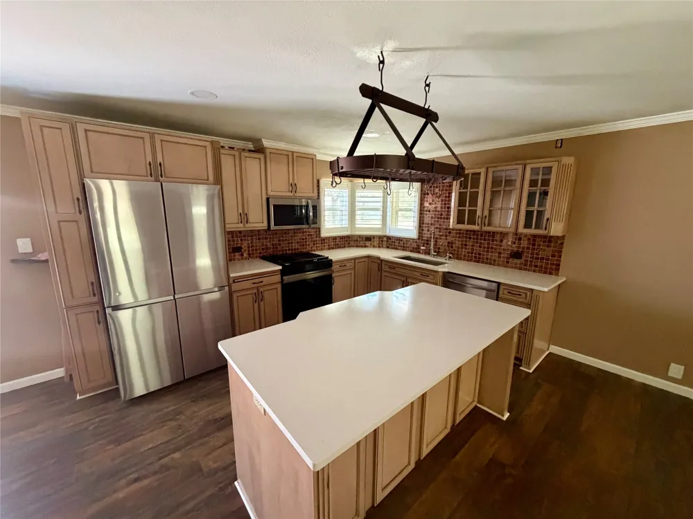 100 E Austin Street Leonard, TX 75452