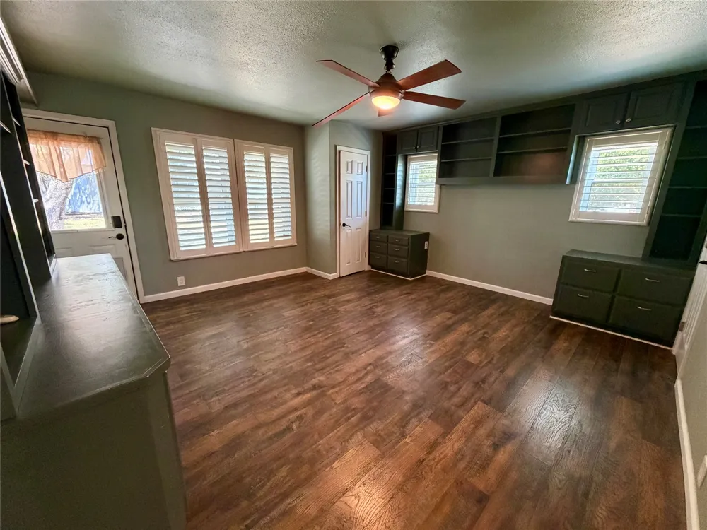 100 E Austin Street Leonard, TX 75452