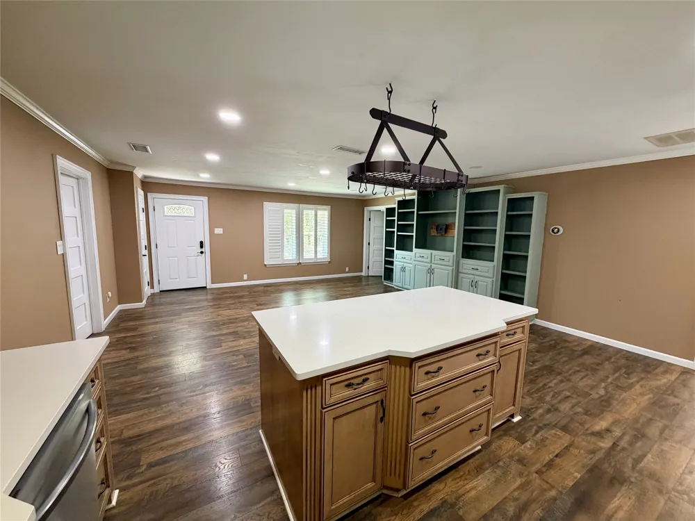 100 E Austin Street Leonard, TX 75452