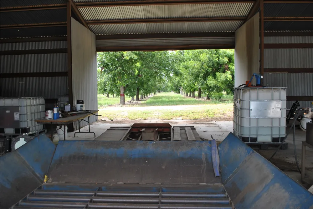 CR 424 Comanche, TX 76442