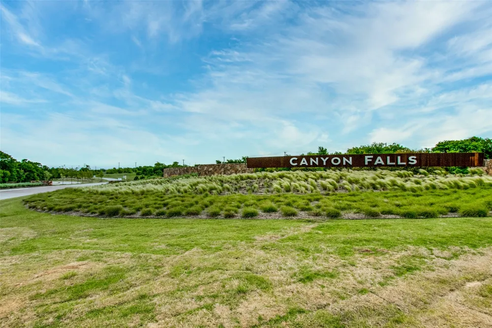 1432 Monarch Trail Northlake, TX 76226