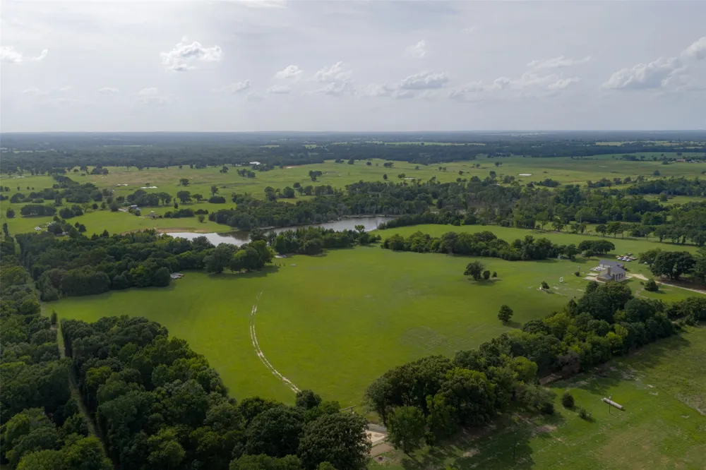 13053 County Road 3806 #3805 Murchison, TX 75778