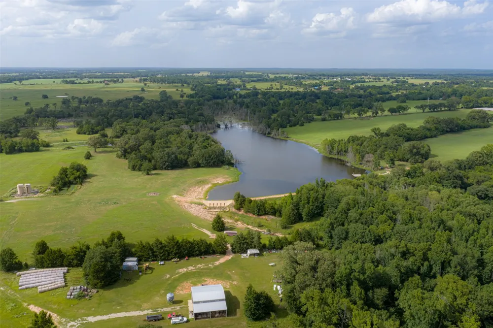 13053 County Road 3806 #3805 Murchison, TX 75778