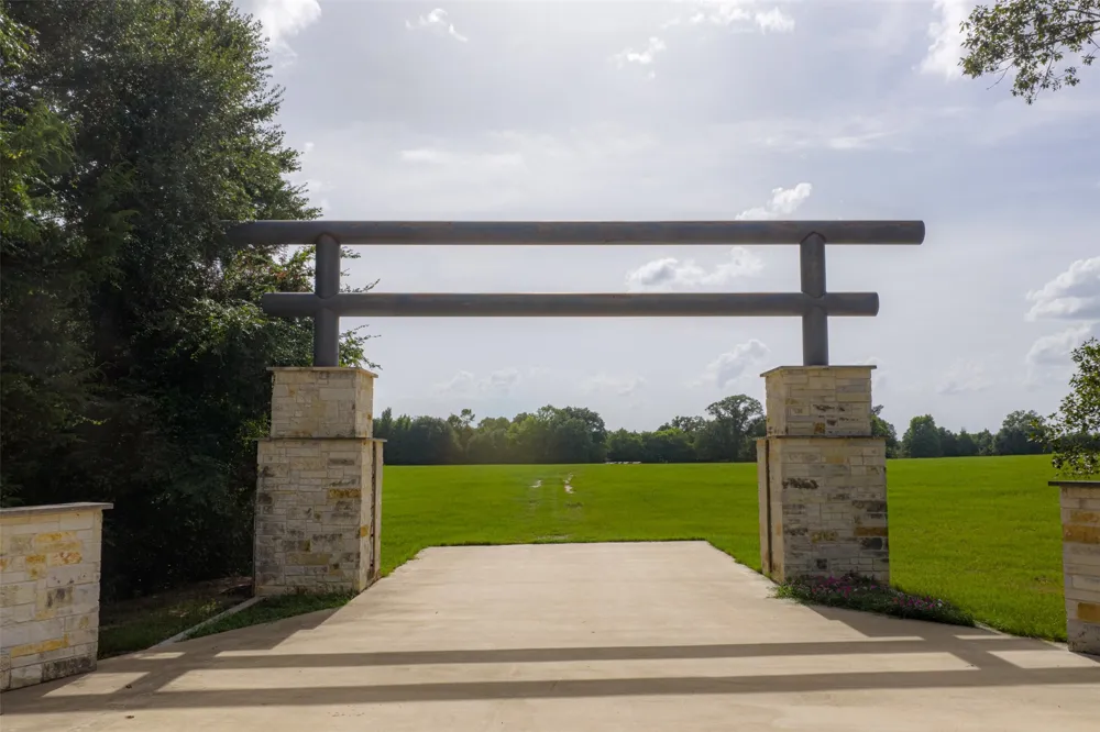 13053 County Road 3806 #3805 Murchison, TX 75778