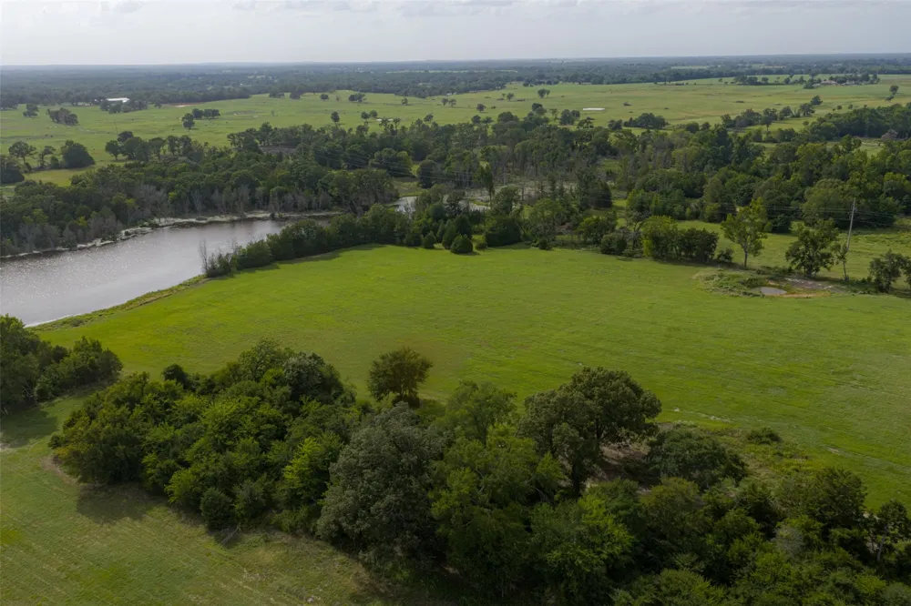 13053 County Road 3806 #3805 Murchison, TX 75778