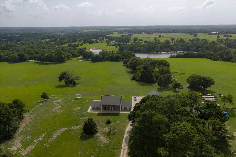 13053 County Road 3806 #3805 Murchison, TX 75778